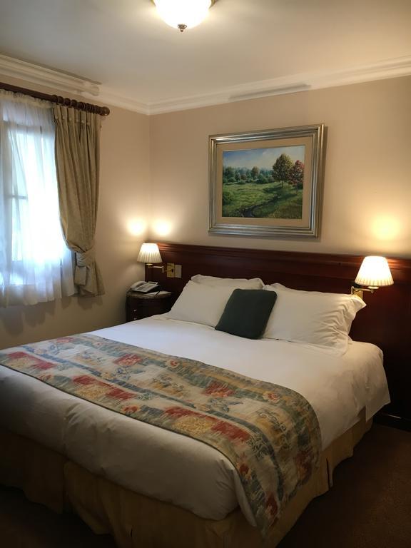 Hotel Frontenac Campos do Jordao Exterior photo
