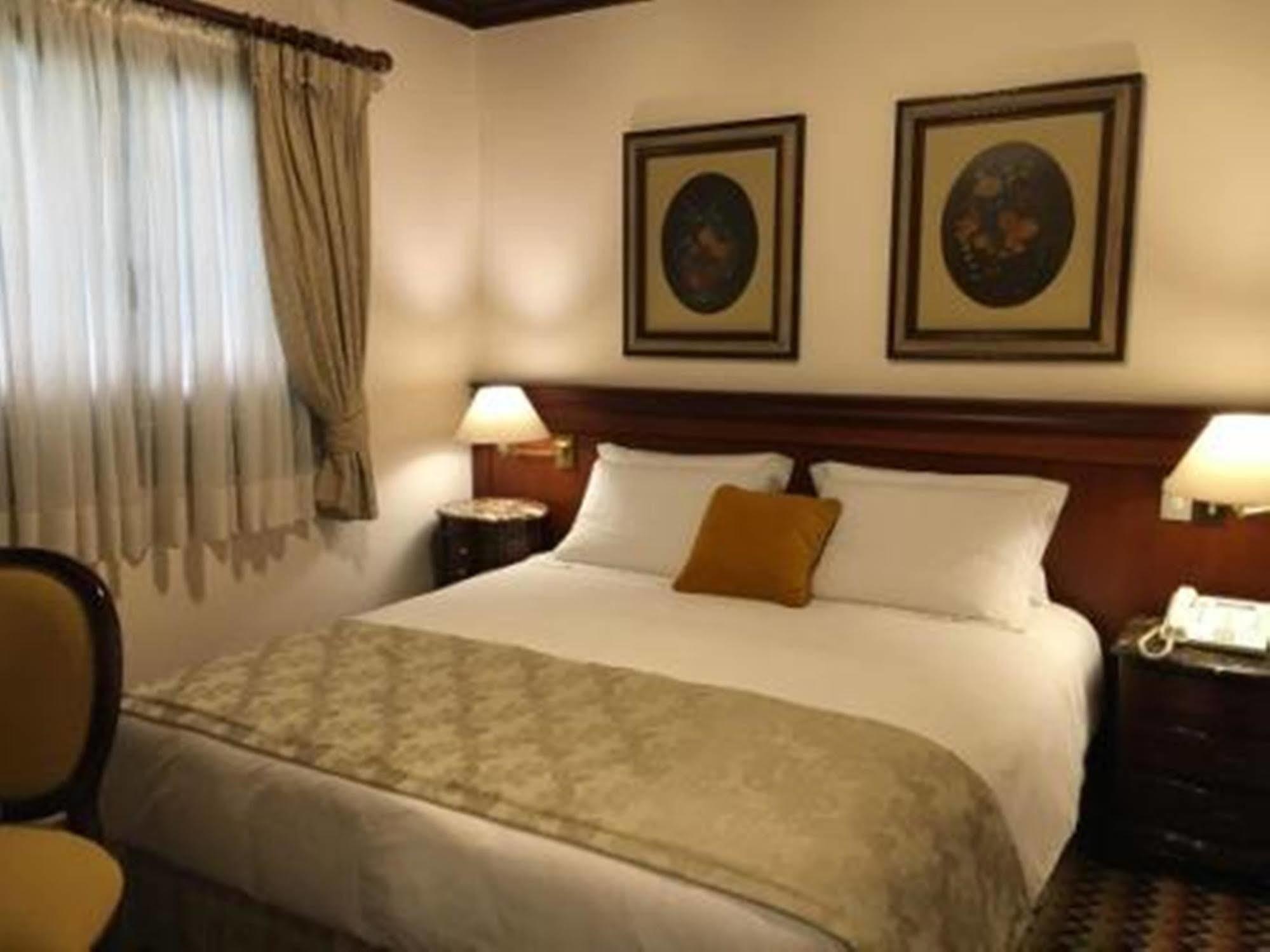Hotel Frontenac Campos do Jordao Exterior photo